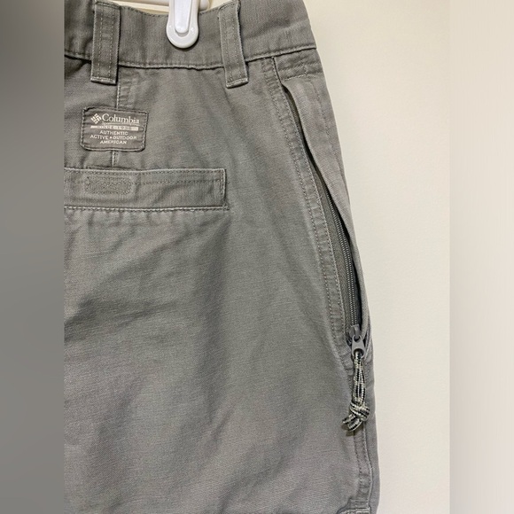 Columbia Dark Khaki Beige Cargo  Pants size 38 lots of pockets concealed pockets - Picture 11 of 16